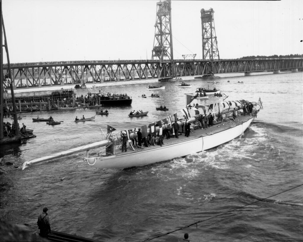 Ranger yacht launch at BIW